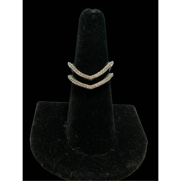 Modern CZ ring - Picture 6 of 16
